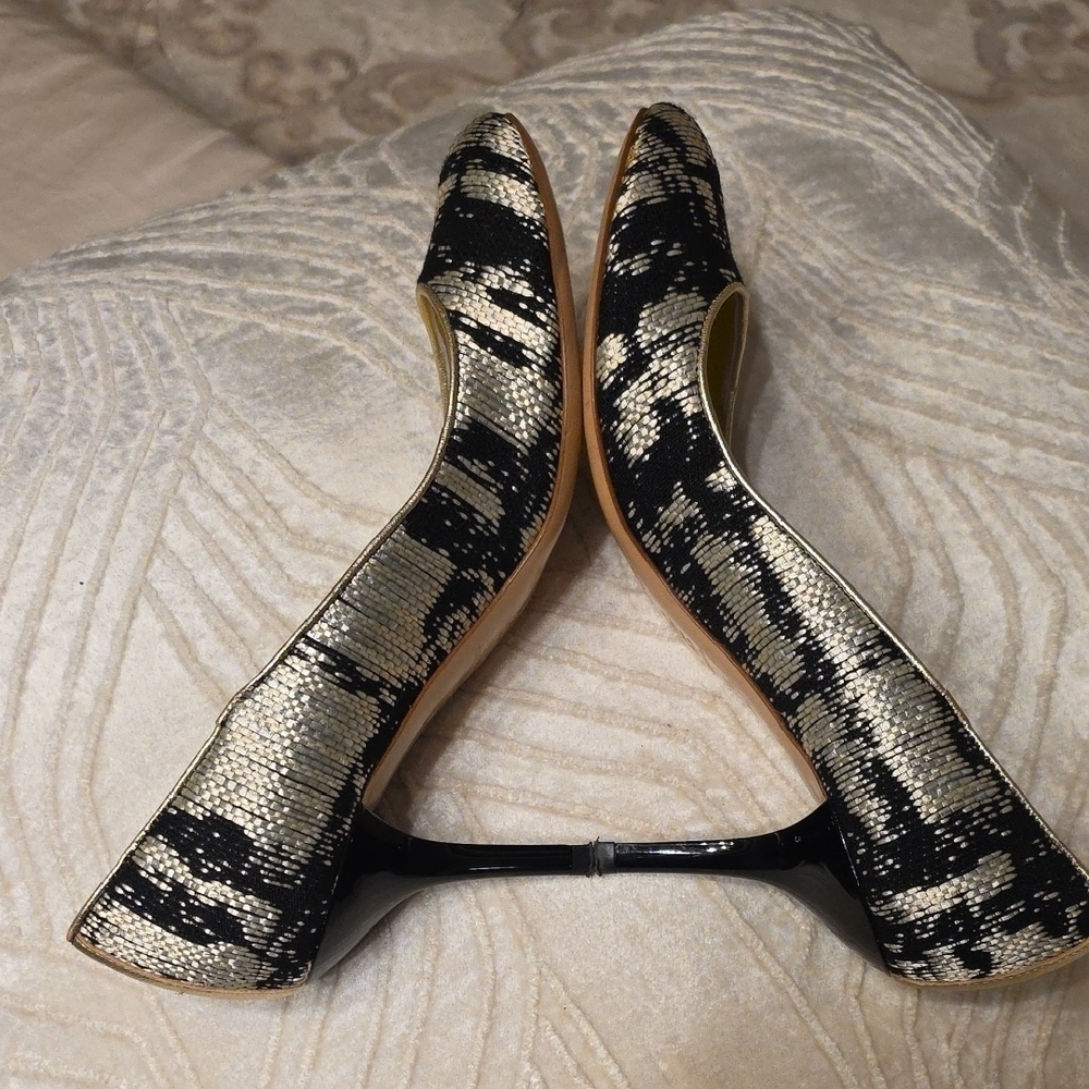 Claudia Ciuti Chic Patterned Black and Gold Heels 3 Inches Heel Size 6 - Picture 5 of 13